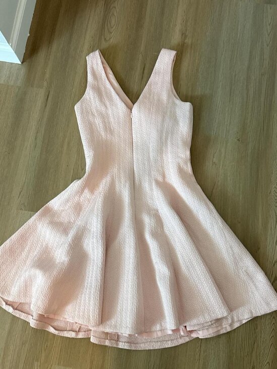 Club Monaco Dresses & Skirts - Club Monaco Women's Pink Dress